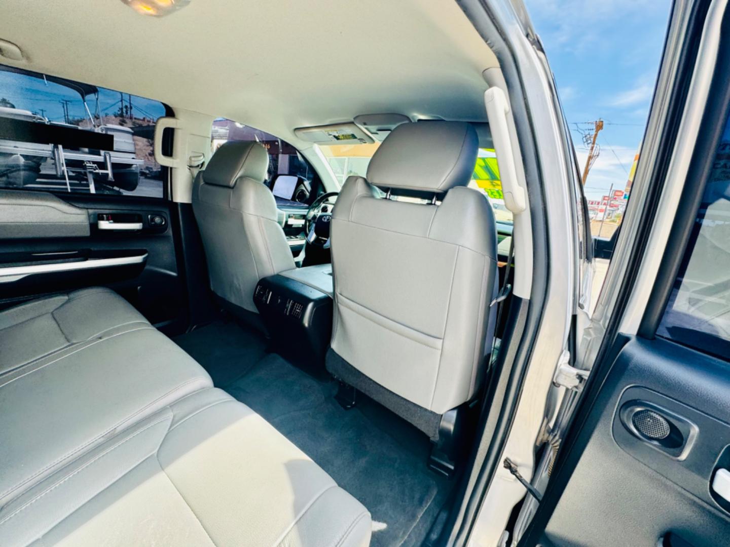 2015 Silver /grey Toyota Tundra (5TFHW5F17FX) , located at 2190 Hwy 95, Bullhead City, AZ, 86442, (928) 704-0060, 0.000000, 0.000000 - On consingment. 2015 Toyota Tundra Limited crew max 4x4. 1 owner. 90k miles. bluetooth, backup camera, bedliner, tow packagge. 5.7 V8. Limited edition. nice clean truck. - Photo#7